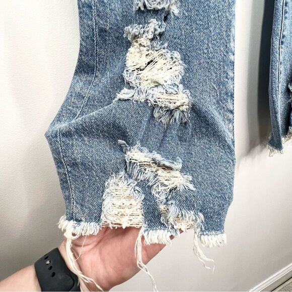 NWT Torrid High Rise Straight Shot To Hell Distressed Jeans 18 - Picture 3 of 12